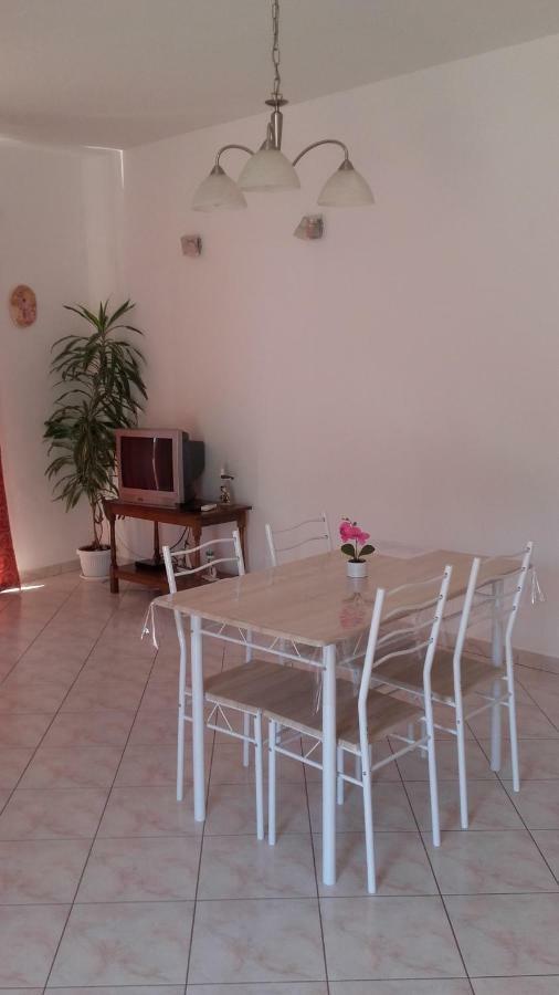 Apartman Lana Banjole Ngoại thất bức ảnh